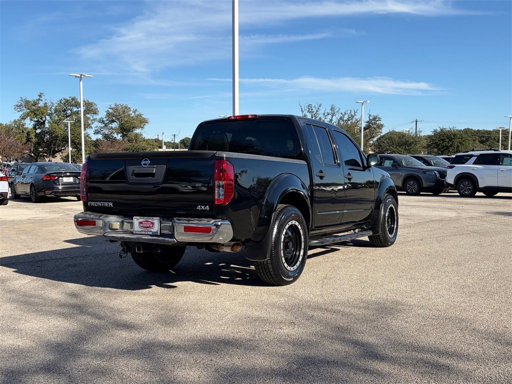 Used 2013 Nissan Frontier SV image 5
