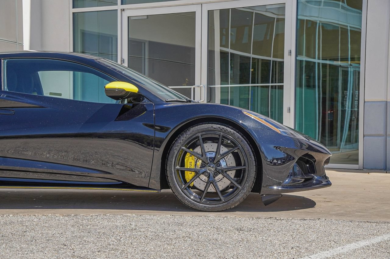 New 2026 Lotus Emira SE RWD image 8
