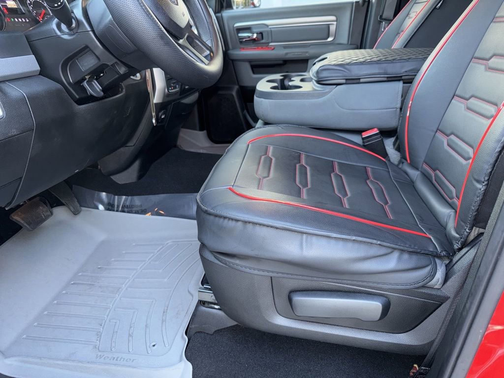 Used 2020 RAM 1500 Classic SLT image 14