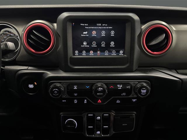 Used 2022 Jeep Gladiator Sport image 7