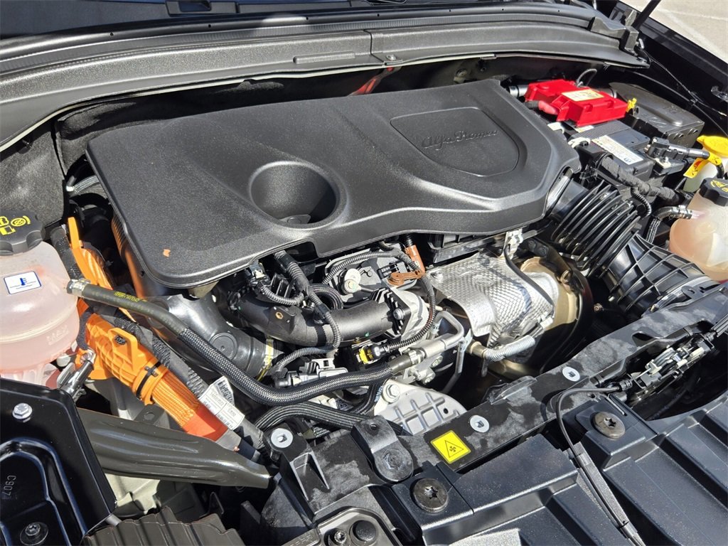 Used 2024 Alfa Romeo Tonale Ti w/ Active Assist Package image 17