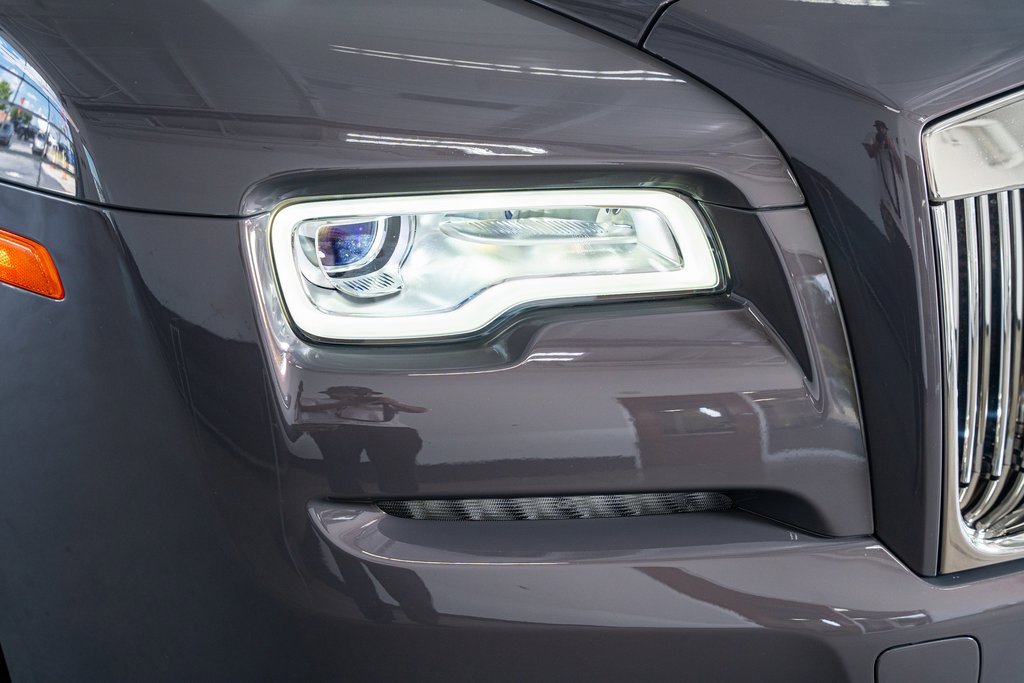 Used 2018 Rolls-Royce Wraith image 21
