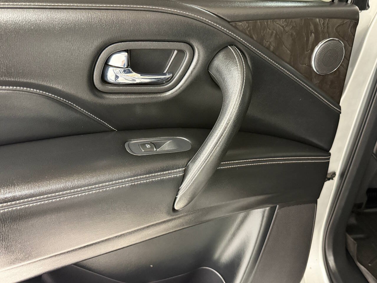Used 2020 INFINITI QX80 Luxe w/ Proassist Package RWD image 33