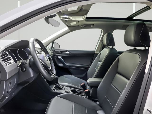Used 2021 Volkswagen Tiguan SEL AWD/4WD image 9