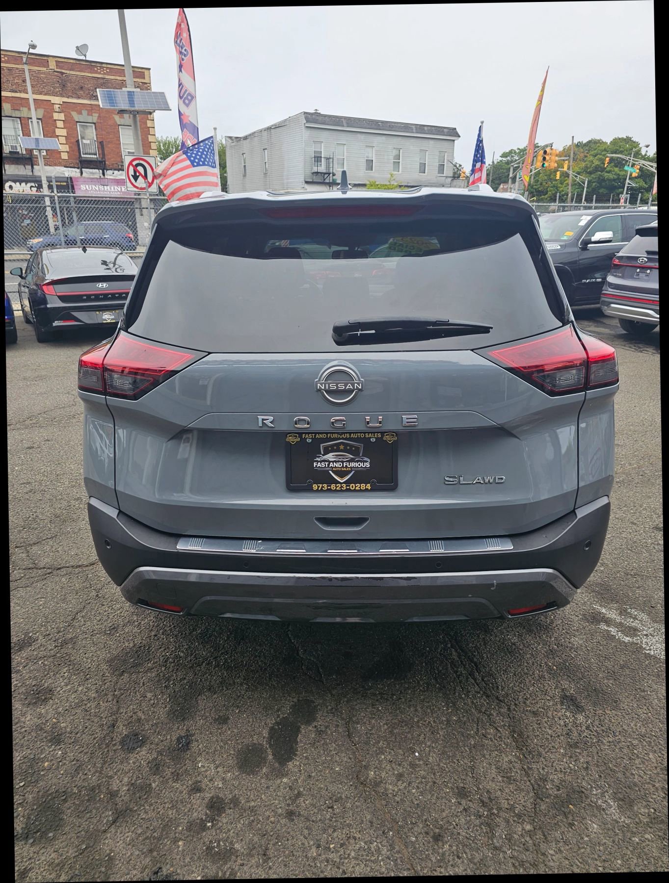 Used 2023 Nissan Rogue SL image 6