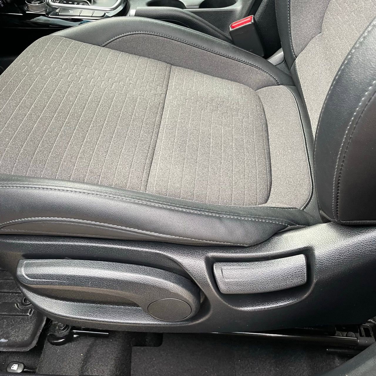 Used 2022 Kia Seltos Nightfall Edition image 22