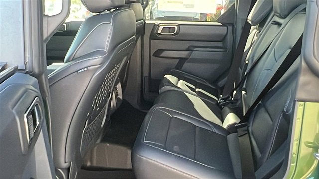 New 2025 Ford Bronco Badlands image 18