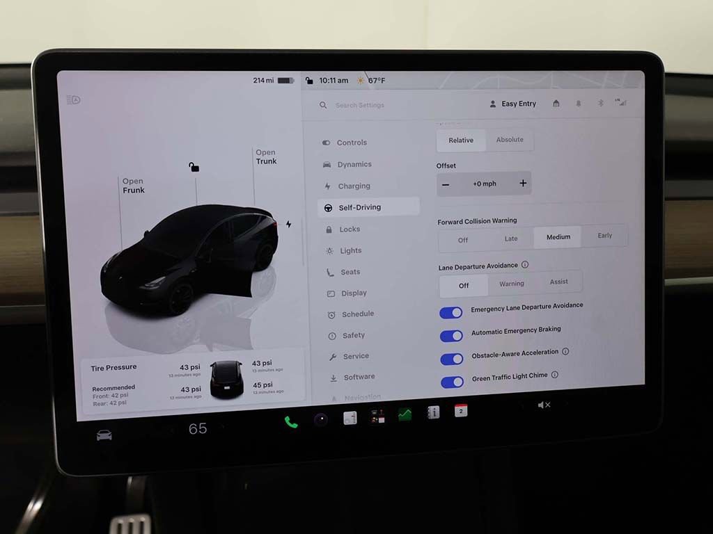 Used 2023 Tesla Model Y Performance AWD/4WD image 44