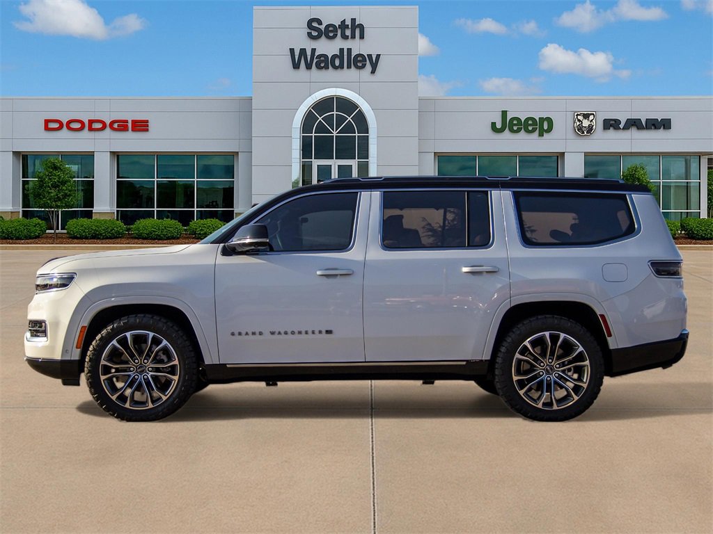 Used 2024 Jeep Grand Wagoneer Series III w/ HD Trailer Tow Package image 4