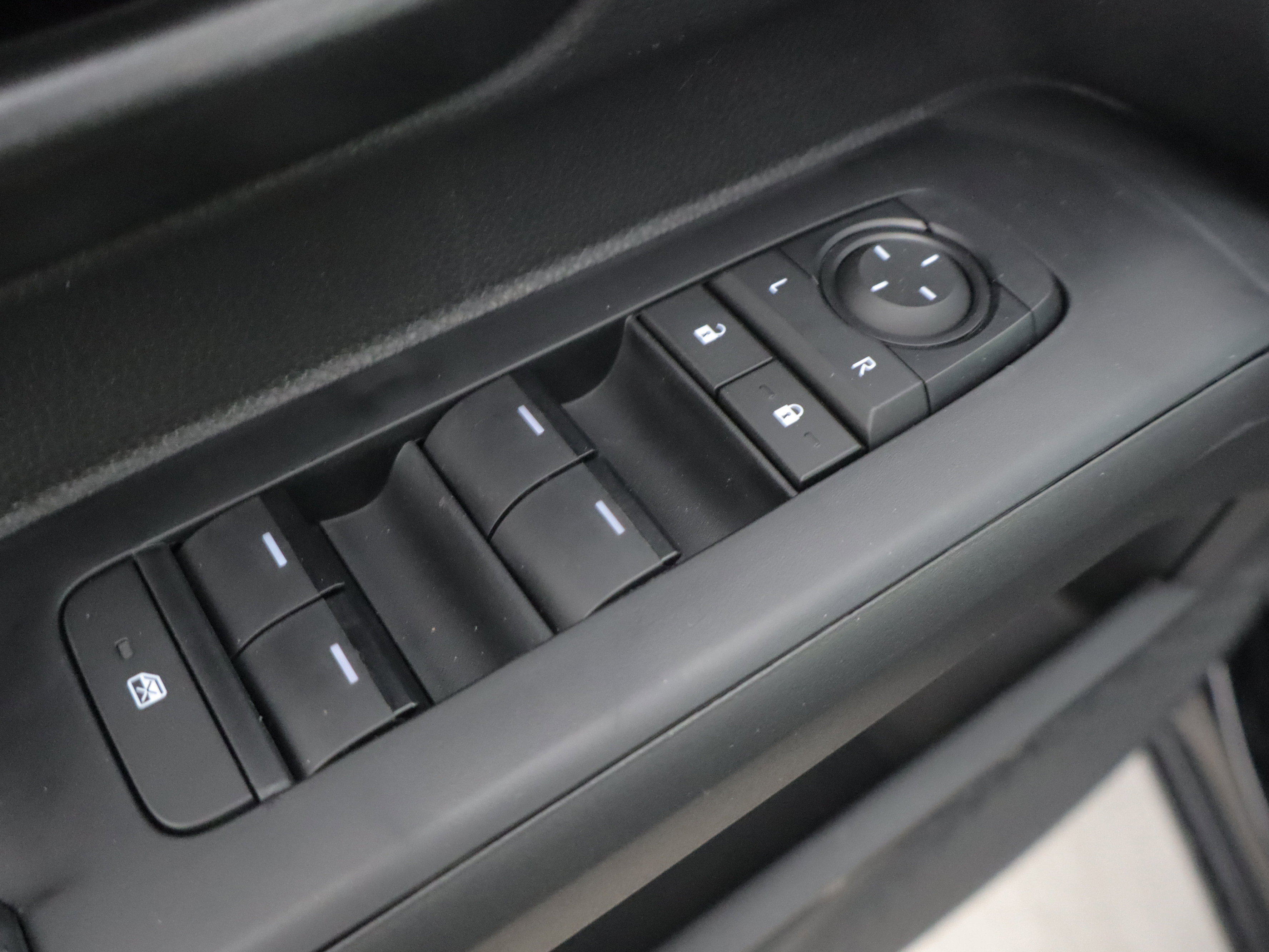 New 2026 Toyota Tacoma SR5 AWD/4WD image 13