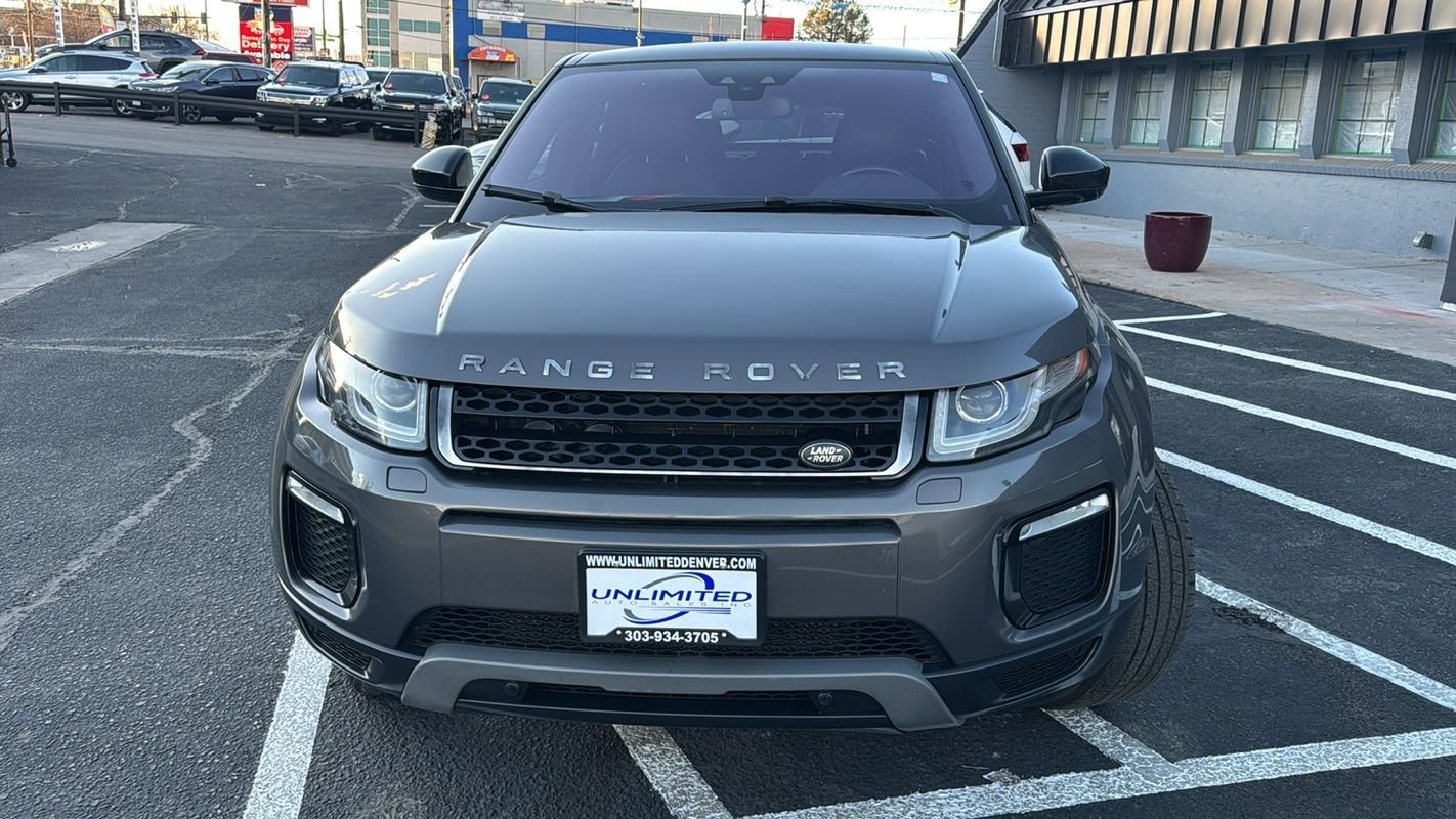 Used 2017 Land Rover Range Rover Evoque SE image 8