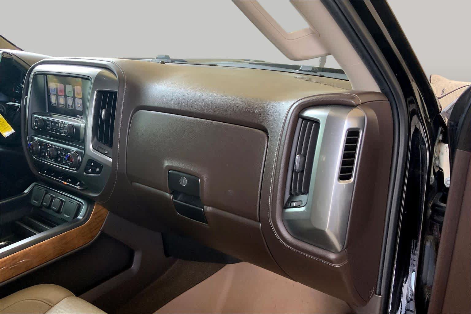 Used 2015 Chevrolet Silverado 3500 LTZ AWD/4WD image 18