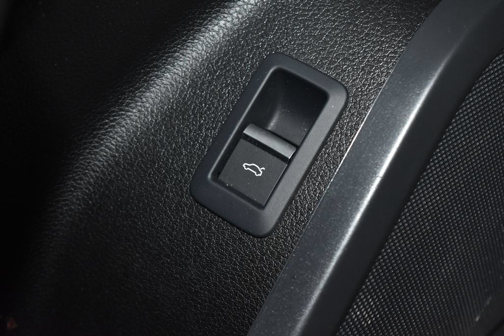 Used 2025 Audi Q5 2.0T Premium AWD/4WD image 7