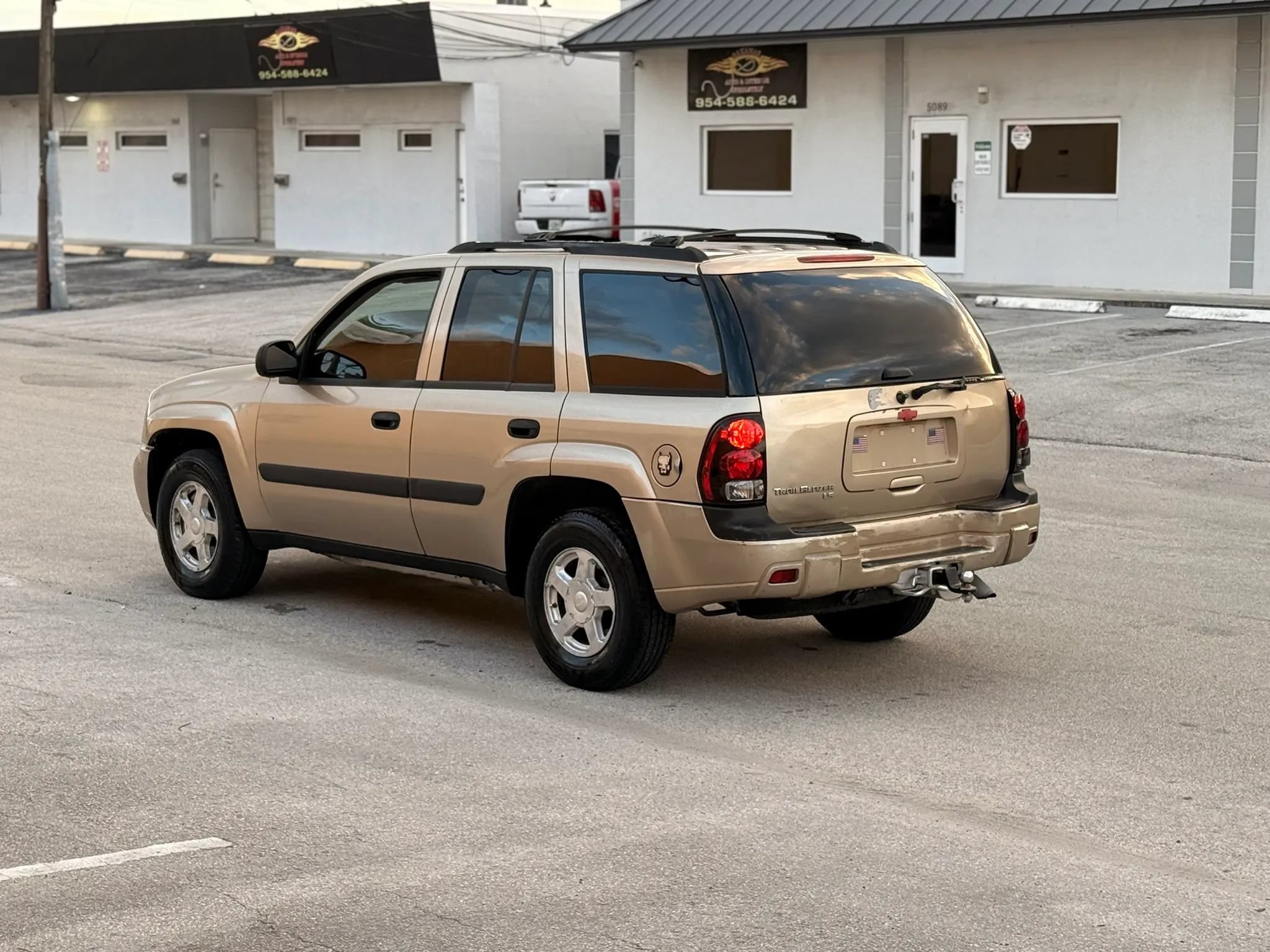 Used 2005 Chevrolet TrailBlazer LS w/ LS Preferred Equipment Group RWD image 5