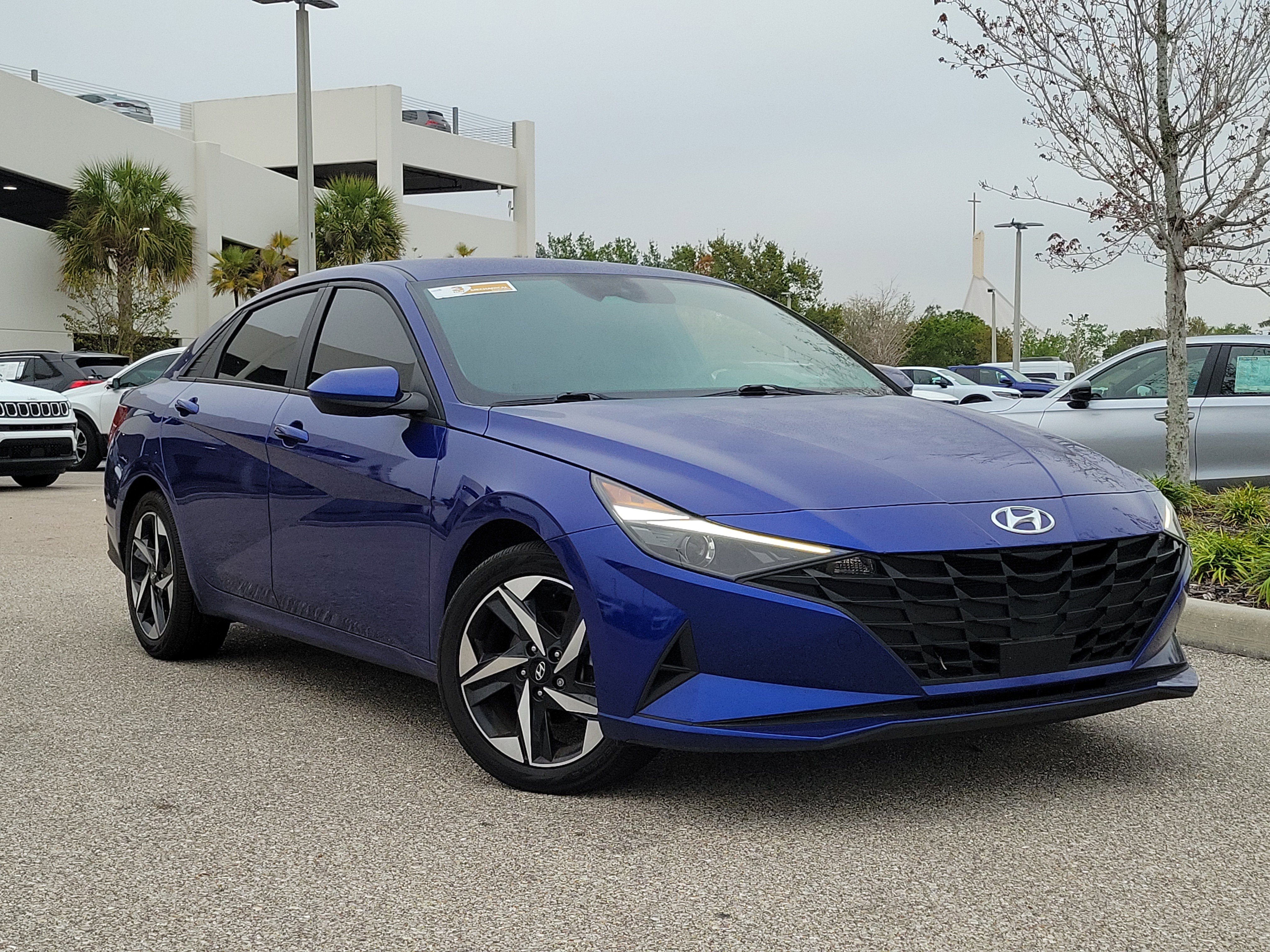 Used 2023 Hyundai Elantra SEL w/ Convenience Package image 32