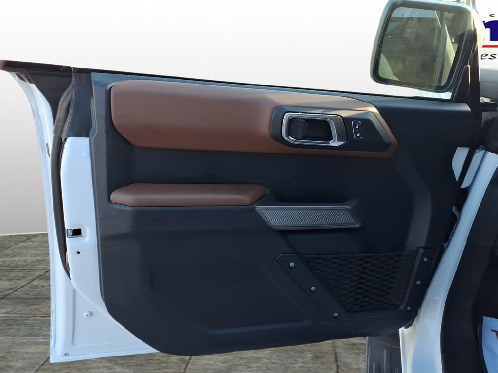 Used 2023 Ford Bronco Outer Banks AWD/4WD image 10