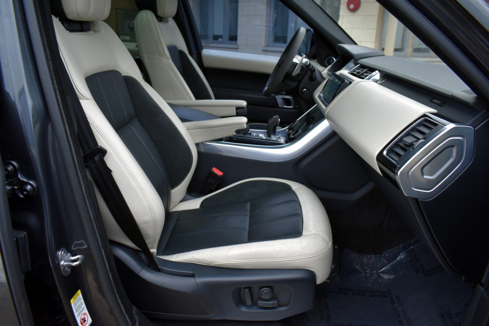 Used 2020 Land Rover Range Rover Sport HST AWD/4WD image 39