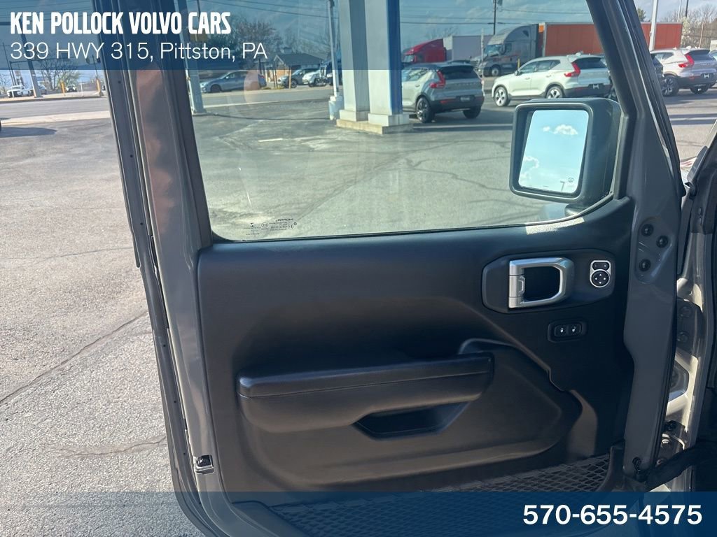 Used 2021 Jeep Wrangler Unlimited Sport image 14