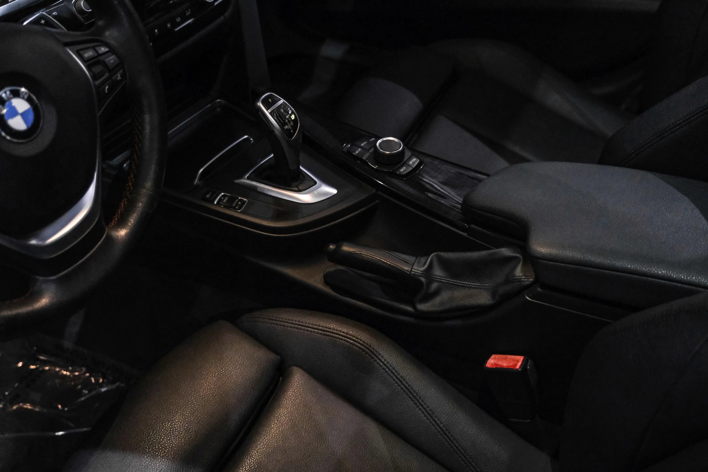 Used 2018 BMW 330i Sedan RWD image 21