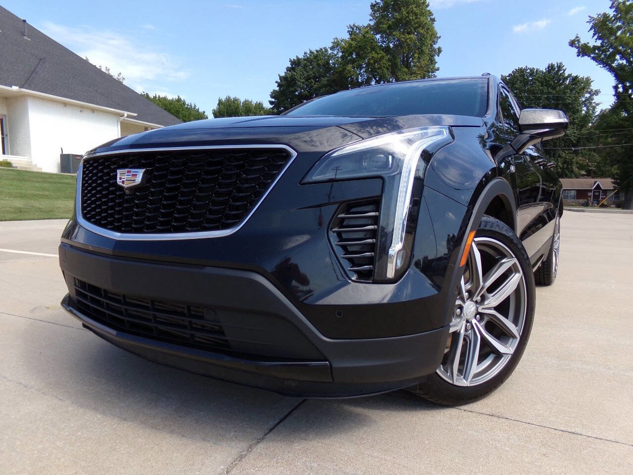 Used 2022 Cadillac XT4 Sport AWD/4WD image 13