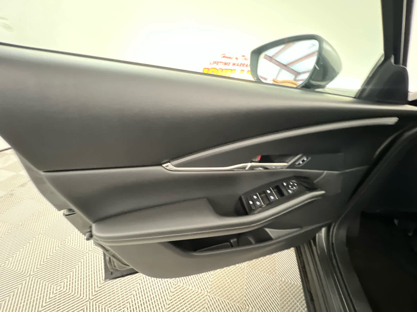 Used 2024 MAZDA CX-30 AWD 2.5 S w/ Preferred Package image 22