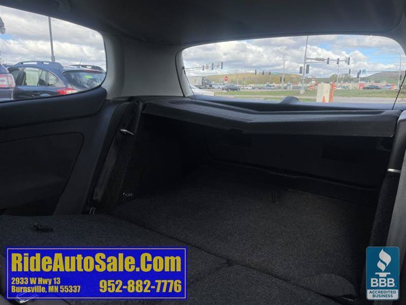 Used 2009 Volkswagen Rabbit S w/ Cold Weather Pkg FWD image 30