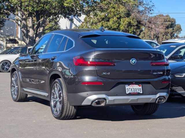 Used 2025 BMW X4 xDrive30i w/ Premium Package image 8