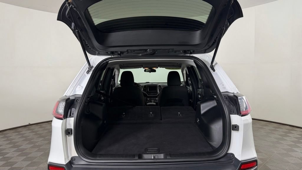 Used 2019 Jeep Cherokee Sport w/ Cold Weather Group AWD/4WD image 10