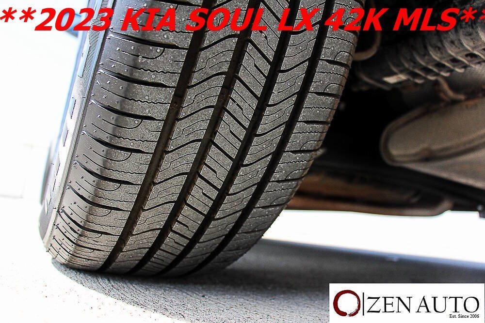 Used 2023 Kia Soul LX w/ Option Group 015 image 48