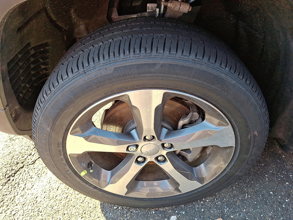 New 2026 Jeep Grand Cherokee L Limited image 4