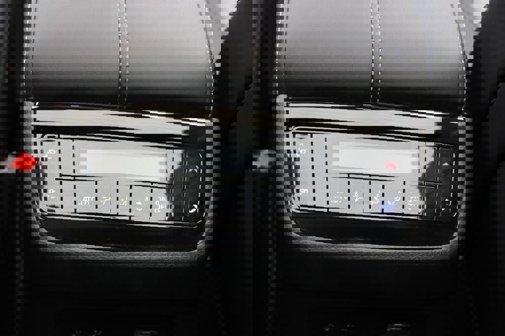 Used 2023 INFINITI QX60 Luxe w/ Cargo Package image 12