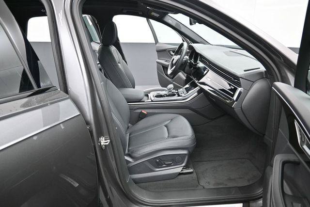 Certified 2025 Audi Q7 2.0T Premium Plus w/ Premium Plus Package AWD/4WD image 37