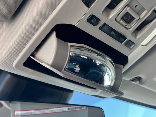 Used 2023 Toyota Highlander XLE FWD image 41