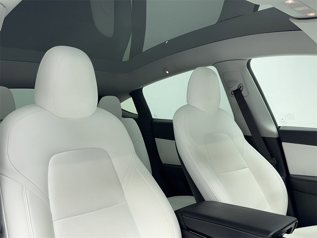 Used 2021 Tesla Model Y 2WD image 47