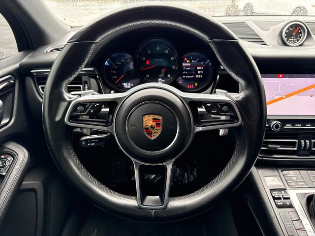 Used 2021 Porsche Macan image 23