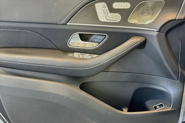 Used 2024 Mercedes-Benz GLS 450 4MATIC image 16