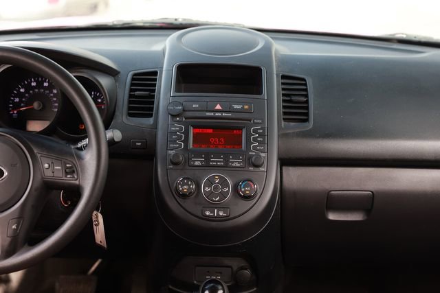 Used 2013 Kia Soul image 37