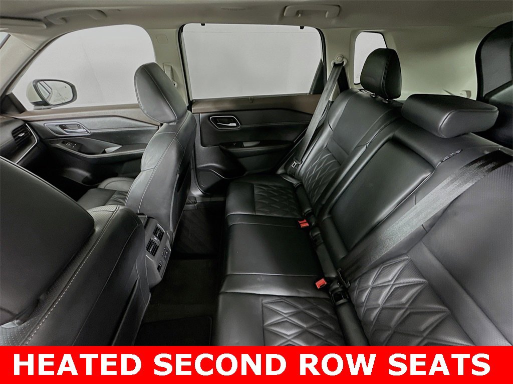 Used 2022 Nissan Rogue Platinum w/ Head-Up Display Package image 8