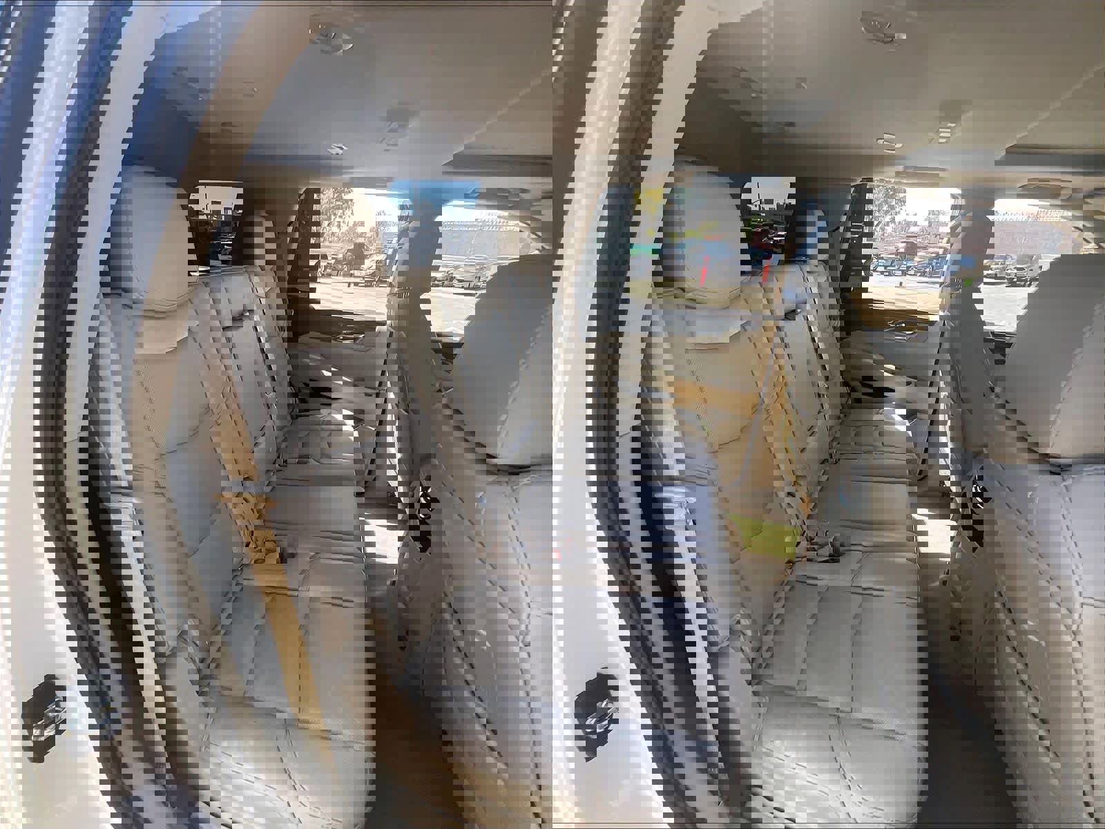 Used 2019 Cadillac Escalade Luxury AWD/4WD image 27