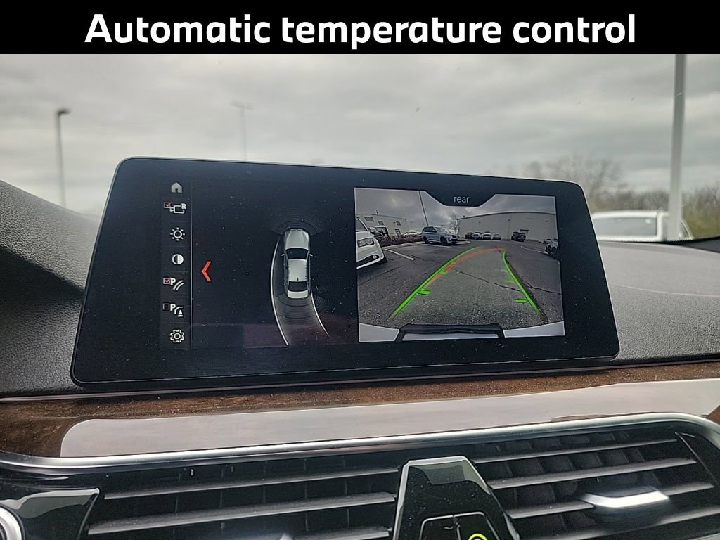Used 2018 BMW 540i xDrive w/ Premium Package image 14
