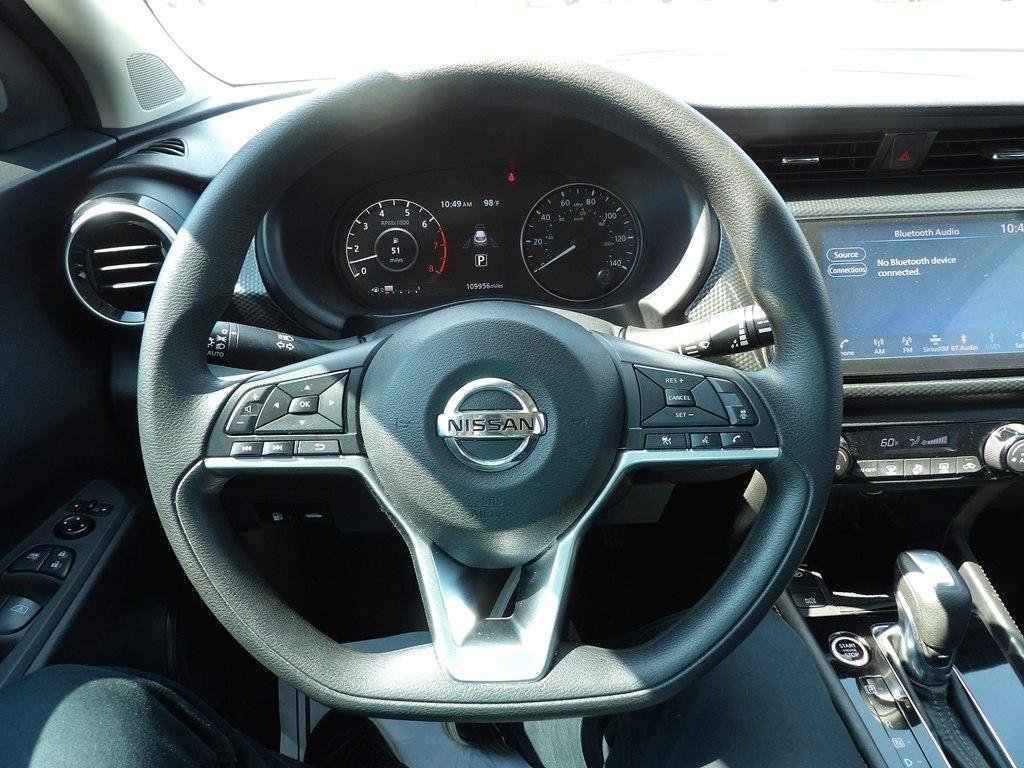 Used 2021 Nissan Kicks SV FWD image 13