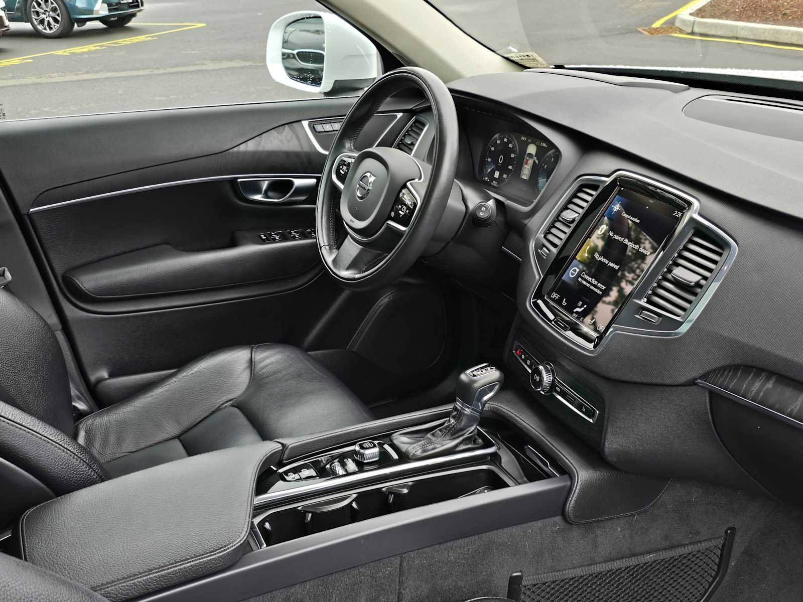 Used 2020 Volvo XC90 T6 Momentum AWD/4WD image 10