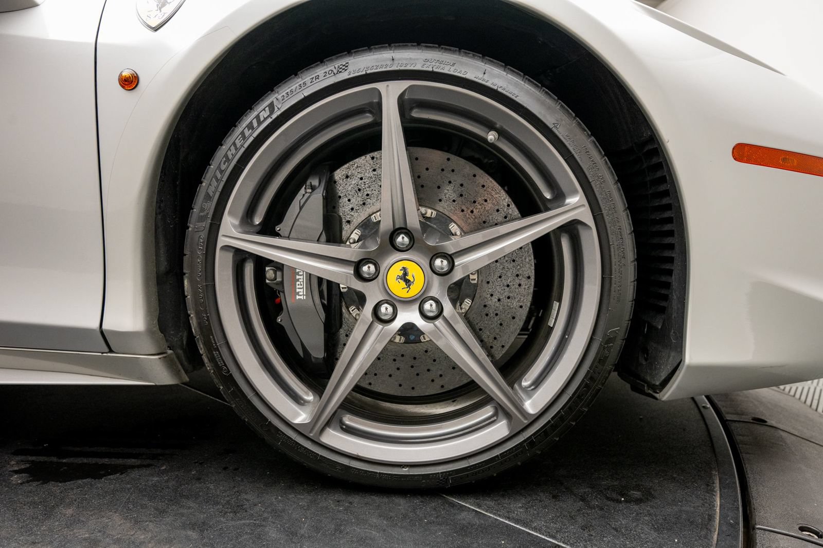 Used 2012 Ferrari 458 Spider RWD image 42