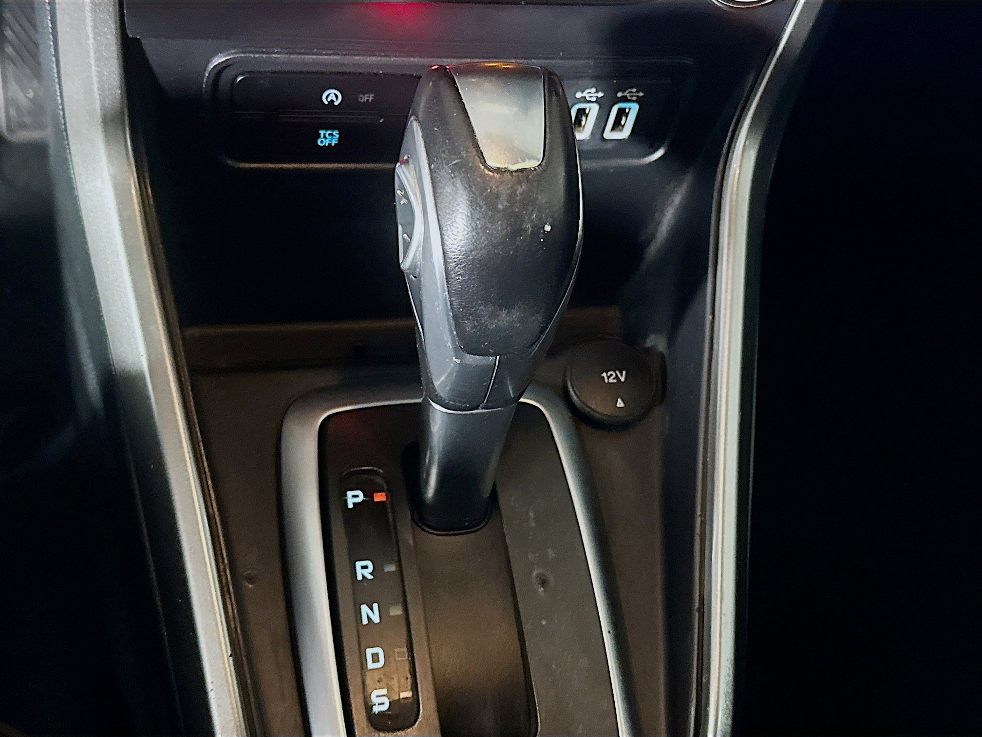 Used 2018 Ford EcoSport SE w/ SE Convenience Package image 24