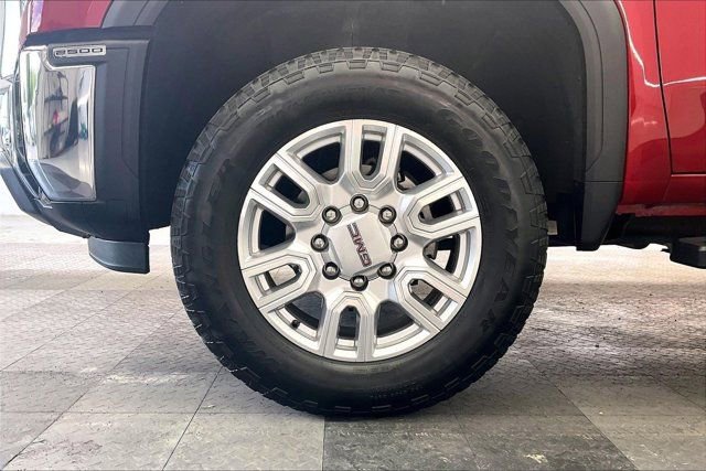 Used 2024 GMC Sierra 2500 SLT w/ SLT Premium Package AWD/4WD image 8
