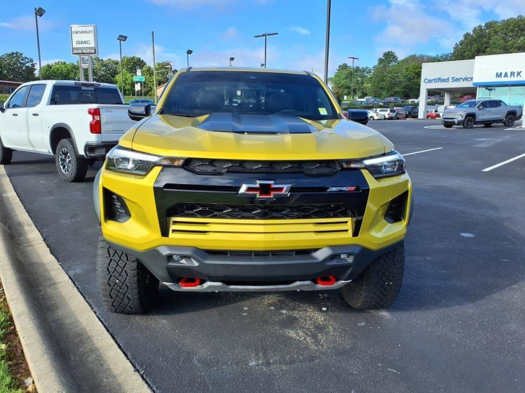 Used 2024 Chevrolet Colorado ZR2 video 2