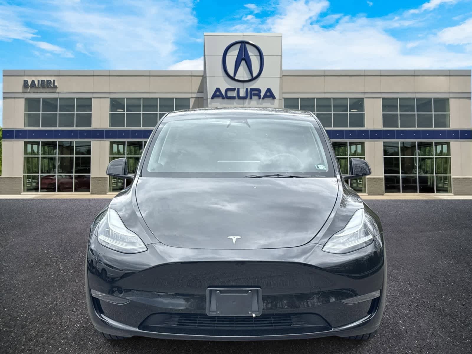 Used 2023 Tesla Model Y AWD image 8