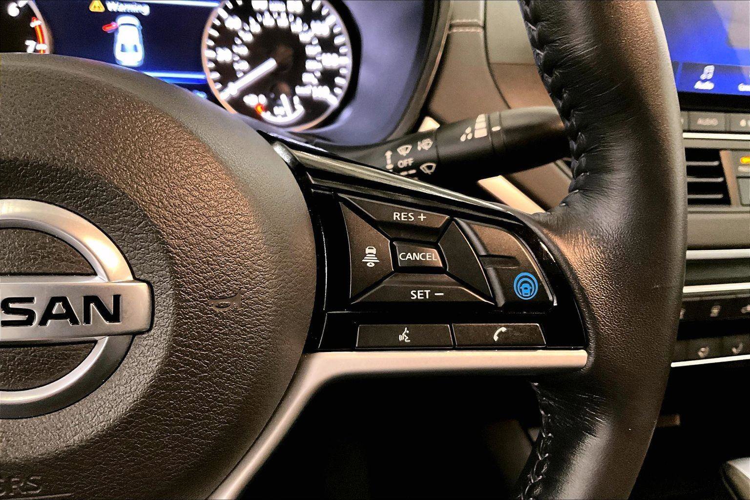 Used 2021 Nissan Altima 2.5 SV w/ SV Premium Package image 18