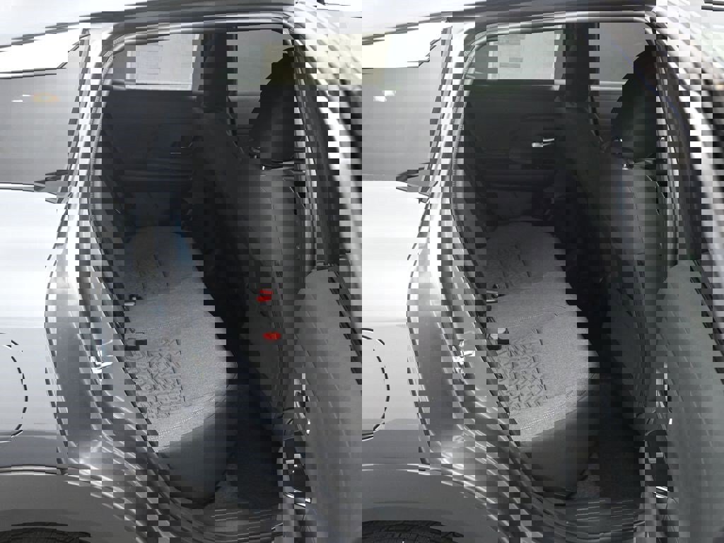 New 2026 Nissan Kicks SV image 24