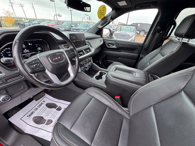 Certified 2022 GMC Yukon XL SLT w/ SLT Premium Package AWD/4WD image 19